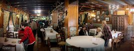 Complejo turístico Los Pinos restaurante y terraza 13