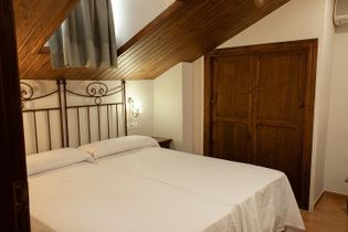 Complejo turístico Los Pinos habitación