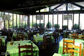 Complejo turístico Los Pinos restaurante y terraza 3